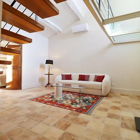 Apartamento Place Aux Herbes - Le Belvédère - Rooftop Unique Et Clim - D'exception